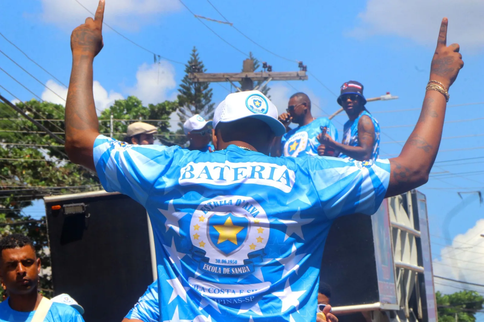 A volta dos desfiles oficiais está prevista para 3 de abril de 2027, na Avenida Francisco Glicério, espaço historicamente ligado ao Carnaval campineiro e que também recebeu os últimos desfiles oficiais realizados em 2015. Crédito: Firmino P